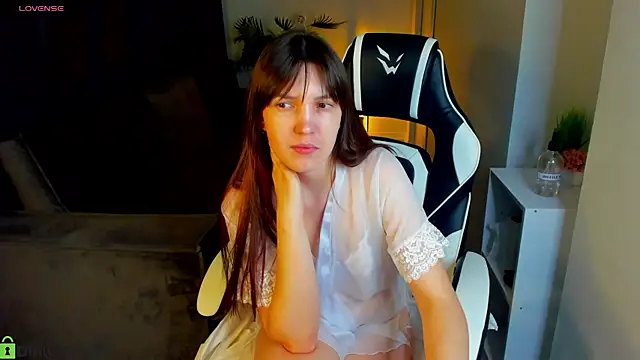 MalvinaDream online show from April 2026 03:09:02 AM