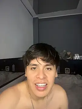 Snapshot of Kailertwink chatting on March 2026 04:06:02 AM Kailertwink online show from March 2026 04:06:02 AM