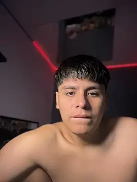 Kailertwink online show from April 2026 03:33:02 AM