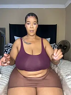 Snapshot of THICKBUNNYCHICKxxx chatting on October 2025 09:01:01 PM THICKBUNNYCHICKxxx online show from October 2025 09:01:01 PM