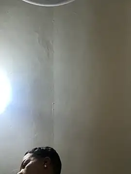 Snapshot of THICKBUNNYCHICKxxx chatting on October 2025 08:19:01 PM THICKBUNNYCHICKxxx online show from October 2025 08:19:01 PM