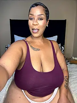 Snapshot of THICKBUNNYCHICKxxx chatting on January 2026 08:23:02 PM THICKBUNNYCHICKxxx online show from January 2026 08:23:02 PM