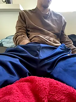 Snapshot of greggts chatting on November 2025 09:54:02 AM greggts online show from November 2025 09:54:02 AM