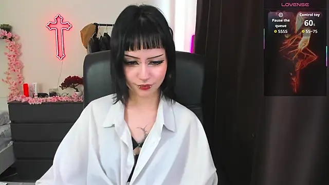 LiyaLuna online show from April 2026 11:52:02 AM