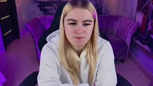 Snapshot of Stef_Nicks chatting on October 2025 05:39:02 AM Stef Nicks online show from October 2025 05:39:02 AM