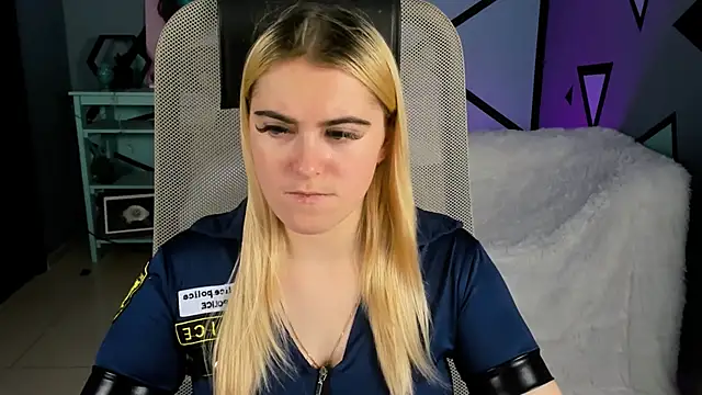 Snapshot of Stef_Nicks chatting on October 2025 09:21:01 AM Stef Nicks online show from October 2025 09:21:01 AM