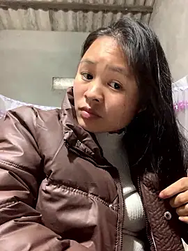 NhuFox online show from January 2026 07:34:02 AM