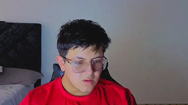 Snapshot of Ryan_Doretti chatting on October 2025 07:22:02 PM Ryan Doretti online show from October 2025 07:22:02 PM