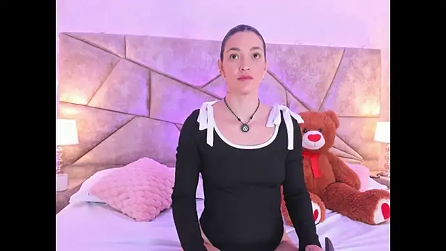 ClaradelMar online show from April 2026 10:31:01 AM