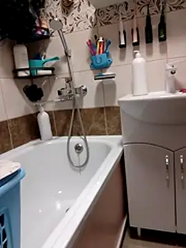 N i k o l a u online show from December 2025 04:47:02 PM