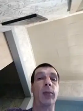 N i k o l a u online show from February 2026 07:50:02 PM