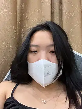 Snapshot of Thuylinh05 chatting on September 2025 04:32:01 PM Thuylinh05 online show from September 2025 04:32:01 PM