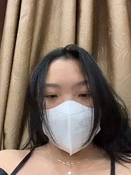 Snapshot of Thuylinh05 chatting on October 2025 05:43:02 PM Thuylinh05 online show from October 2025 05:43:02 PM