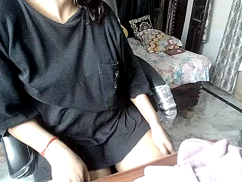 Snapshot of Anaconda-Mall chatting on September 2025 07:37:01 PM Anaconda-Mall online show from September 2025 07:37:01 PM