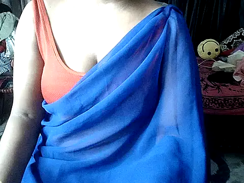 Snapshot of Anaconda-Mall chatting on October 2025 04:58:02 PM Anaconda-Mall online show from October 2025 04:58:02 PM