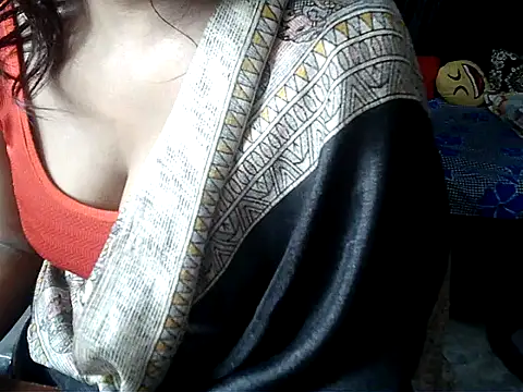 Snapshot of Anaconda-Mall chatting on October 2025 06:41:02 PM Anaconda-Mall online show from October 2025 06:41:02 PM