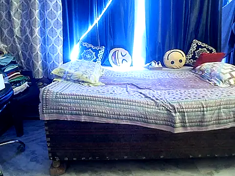 Snapshot of Anaconda-Mall chatting on October 2025 03:46:02 PM Anaconda-Mall online show from October 2025 03:46:02 PM