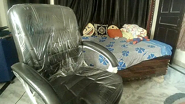 Anaconda-Mall online show from April 2026 07:20:02 PM
