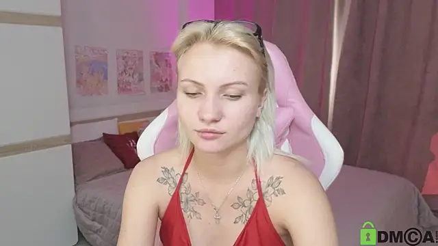 Snapshot of Cameronlovely_ chatting on September 2025 08:14:02 AM Cameronlovely online show from September 2025 08:14:02 AM