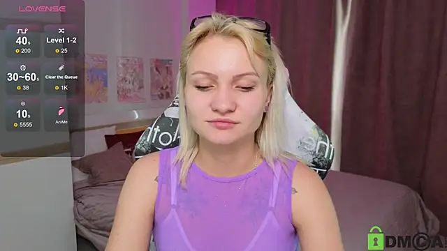 Snapshot of Cameronlovely_ chatting on September 2025 08:49:02 AM Cameronlovely online show from September 2025 08:49:02 AM