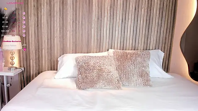 SloanyClark online show from September 2025 11:56:01 AM