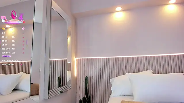 SloanyClark online show from October 2025 02:28:01 PM