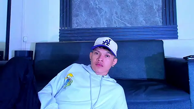 Snapshot of jeremytonner chatting on November 2025 03:39:02 AM jeremytonner online show from November 2025 03:39:02 AM