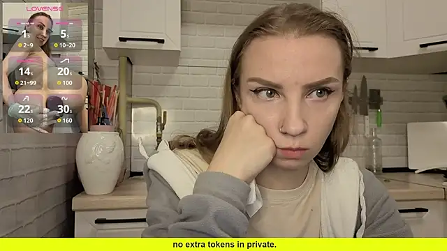 Edena  online show from April 2026 10:40:01 PM