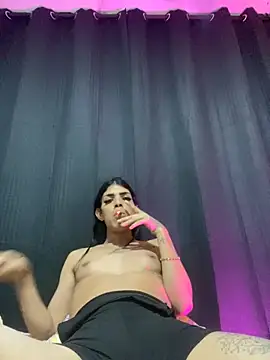 Snapshot of Lady_Dirty444 chatting on October 2025 10:27:02 AM Lady Dirty444 online show from October 2025 10:27:02 AM