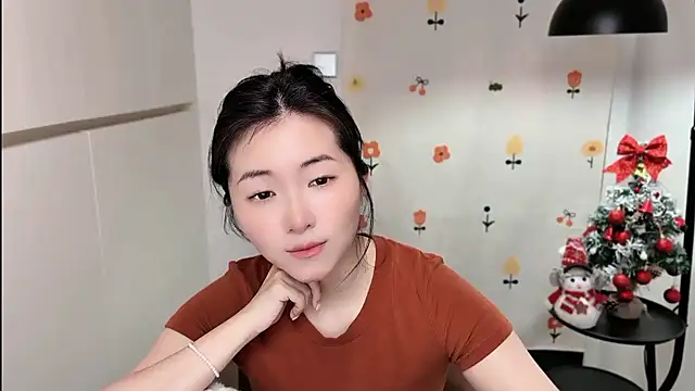 Snapshot of Rosalind_xixi chatting on March 2026 05:22:01 AM Rosalind xixi online show from March 2026 05:22:01 AM