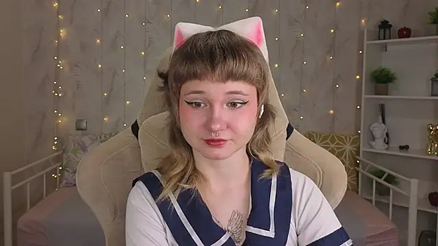Tori Cutie online show from May 2026 12:08:02 AM