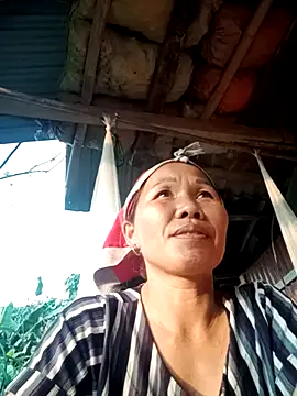 Snapshot of TinTin321 chatting on September 2025 10:17:01 AM TinTin321 online show from September 2025 10:17:01 AM