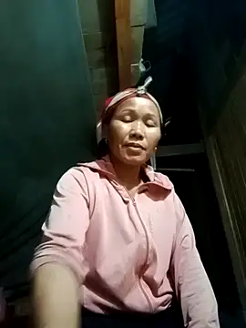 Snapshot of TinTin321 chatting on September 2025 10:41:01 AM TinTin321 online show from September 2025 10:41:01 AM