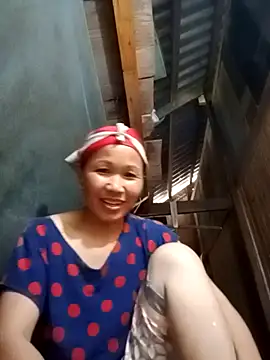 Snapshot of TinTin321 chatting on October 2025 05:35:02 AM TinTin321 online show from October 2025 05:35:02 AM