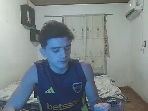 Snapshot of Rodrigo99_9 chatting on May 2026 04:20:02 AM Rodrigo99 9 online show from May 2026 04:20:02 AM