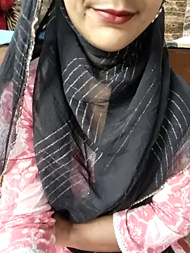 Indian-Aleena online show from April 2026 06:03:02 PM