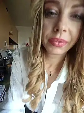 Snapshot of Hyupobigih chatting on September 2025 11:43:01 AM Hyupobigih online show from September 2025 11:43:01 AM