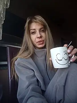 Snapshot of Hyupobigih chatting on September 2025 06:28:02 AM Hyupobigih online show from September 2025 06:28:02 AM