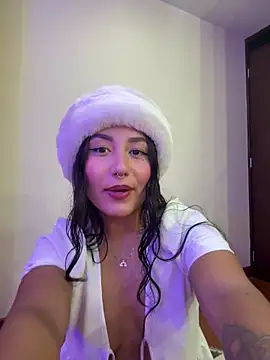 Snapshot of saranghae_ chatting on December 2025 11:33:02 PM saranghae online show from December 2025 11:33:02 PM