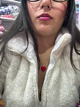 Snapshot of saranghae_ chatting on January 2026 10:35:01 PM saranghae online show from January 2026 10:35:01 PM