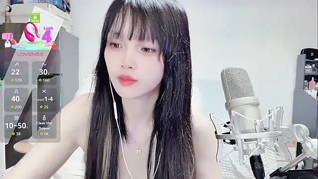 Snapshot of twlilybae chatting on November 2025 07:14:01 AM twlilybae online show from November 2025 07:14:01 AM