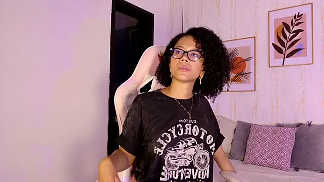 Ayleen Dunkan online show from September 2025 12:21:01 PM