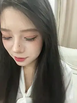 Snapshot of yuanyuanzi99 chatting on September 2025 07:24:02 PM yuanyuanzi99 online show from September 2025 07:24:02 PM