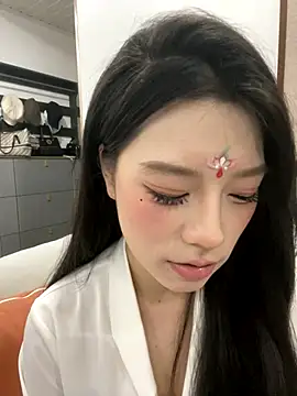 Snapshot of yuanyuanzi99 chatting on September 2025 05:29:02 PM yuanyuanzi99 online show from September 2025 05:29:02 PM