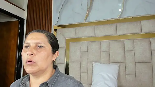 KikaDuque online show from June 2026 08:31:02 PM