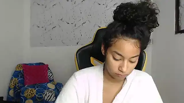 Snapshot of alicie_shy1 chatting on September 2025 06:59:02 AM alicie shy1 online show from September 2025 06:59:02 AM