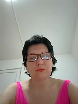 Snapshot of Vera_Elle chatting on May 2026 06:37:01 PM Vera Elle online show from May 2026 06:37:01 PM