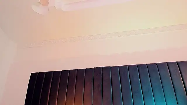 dominik thompson777 online show from October 2025 11:29:01 AM