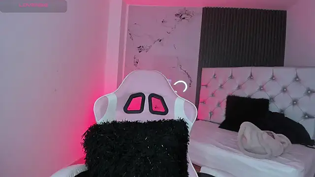 Snapshot of chloesagee chatting on October 2025 10:07:01 PM chloesagee online show from October 2025 10:07:01 PM