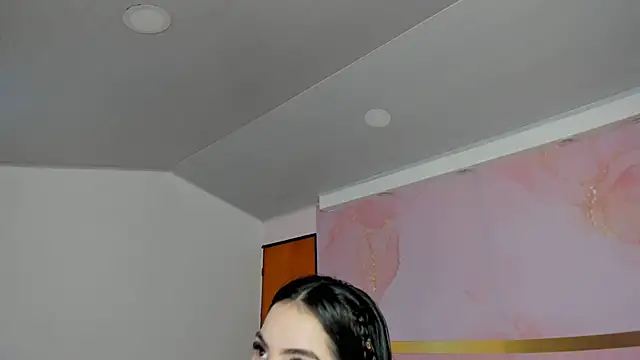 milk candy18 online show from September 2025 12:18:01 PM